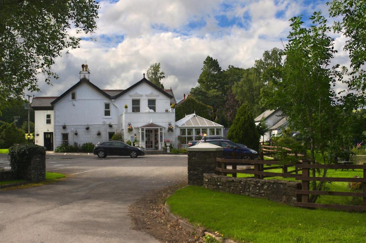 The White House Hotel Sennybridge Eksteriør billede